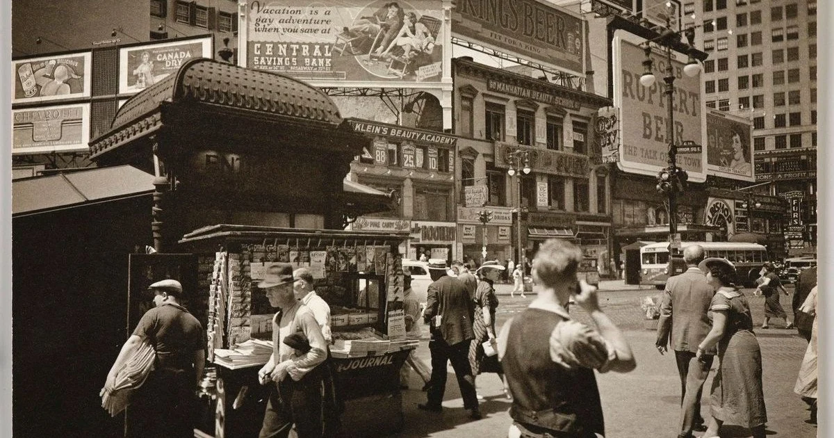 Вулиця Нью-Йорка 1936 року. Фото: Береніс Ебботт / Колекція Бруклінського музею Вулиця Нью-Йорка 1936 року. Фото: Береніс Ебботт / Колекція Бруклінського музею