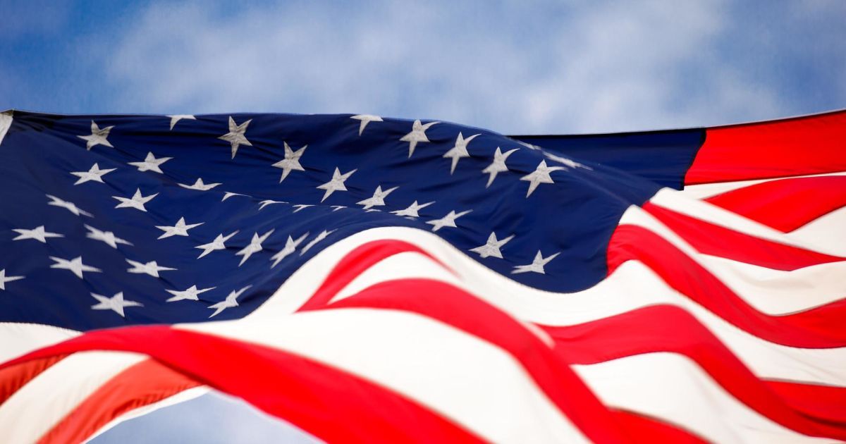 США