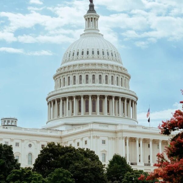 Сенат США розглядає законопроєкт, що передбачає черговий пакет допомоги Україні.