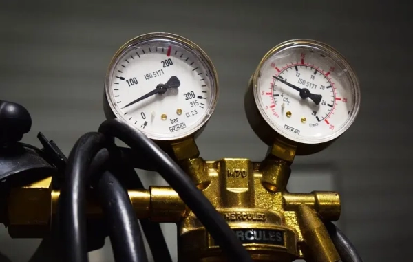 Ціни на газ перед зимою можуть вирости – війна  в Ірані спричинила новий стрибок цін