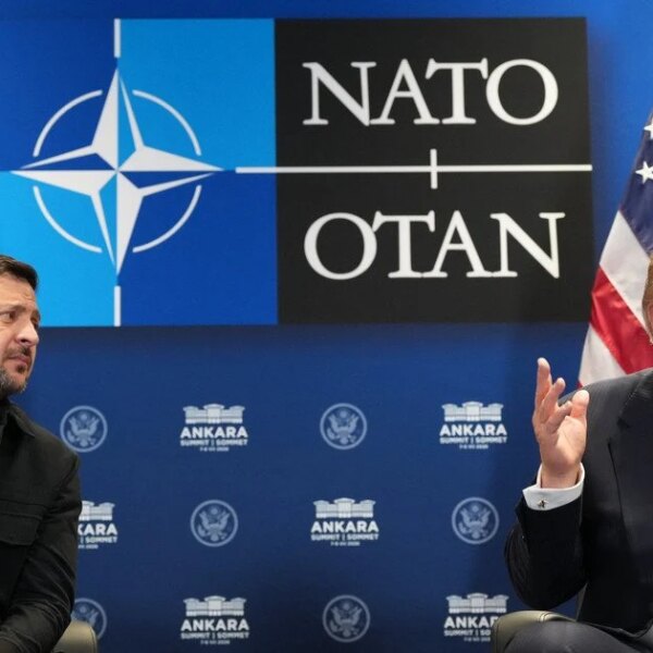 Зеленський надіслав Трампу термінове прохання, щоб уникнути катастрофи: деталі