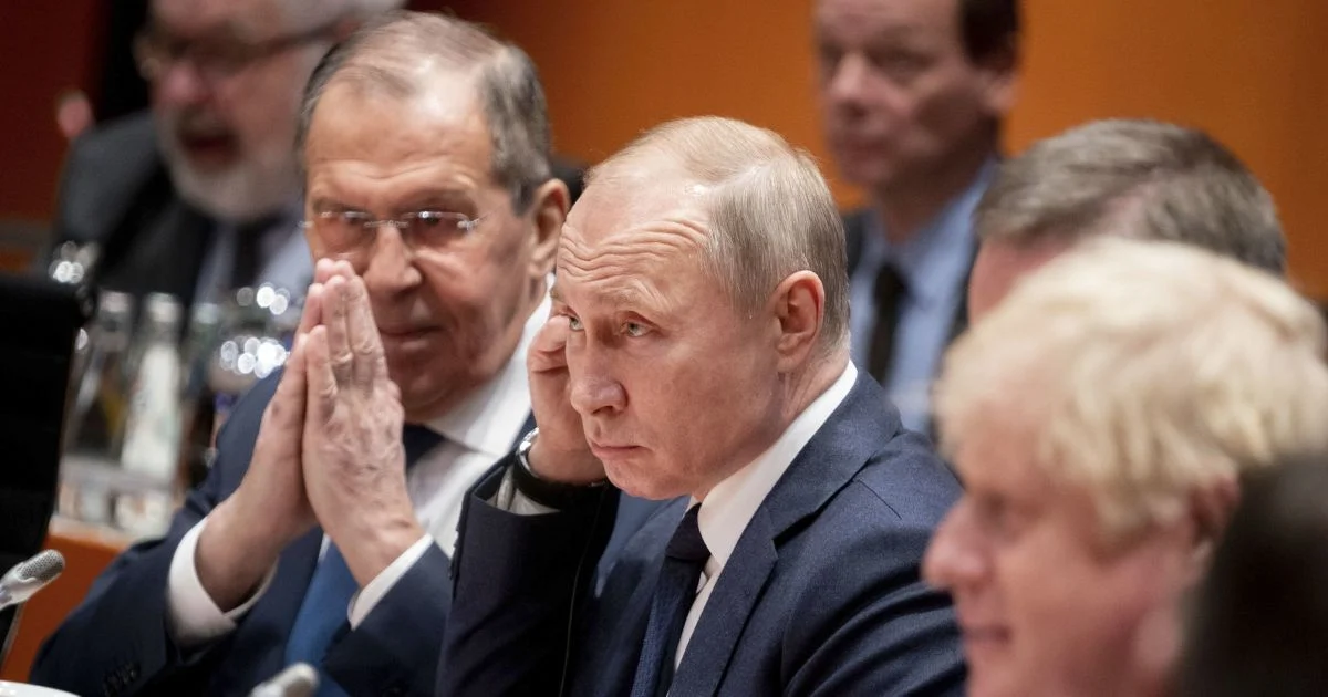 Сергій Лавров і Володимир Путін. Сергій Лавров і Володимир Путін.