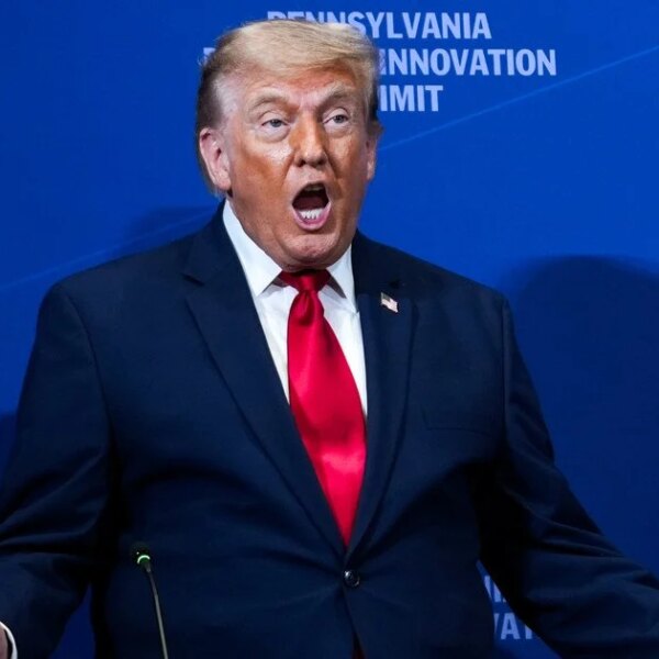 Сполучені Штати були близькі до масштабного удару по Ірану: Трамп змінив рішення через значну перешкоду — WSJ