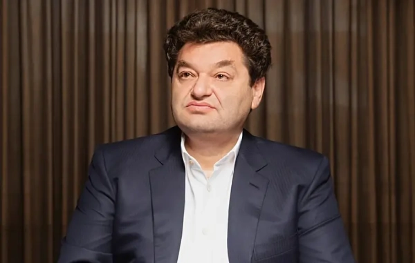 Вибух у Монако – Єрмолаєву краще, його співмешканка в критичному стані