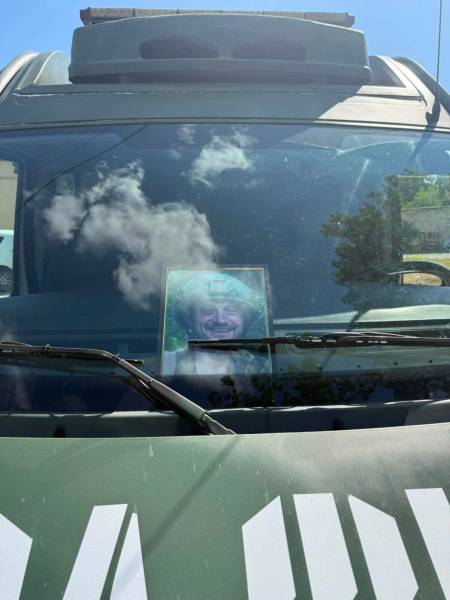 На Тернопільщині попрощалися із загиблим захисником Миколою Григусом