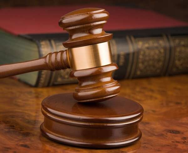 Диверсії на користь РФ: суд Латвії засудив двох чоловіків до тривалих термінів ув’язнення