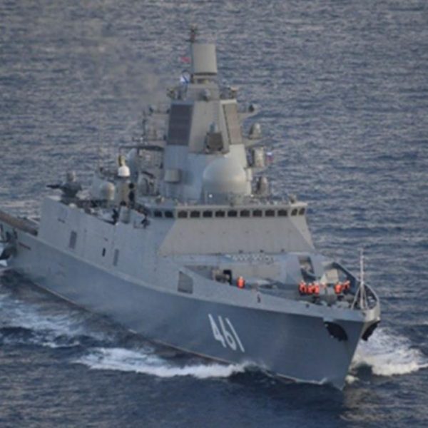 Росія відправила до Балтики фрегат проєкту 22350, оснащений ракетами “Калібр” та “Циркон”