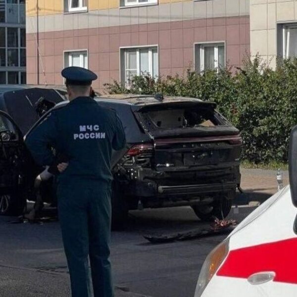 Автомобіль з російським топвійськовим вибухнув у Санкт-Петербурзі, він загинув.