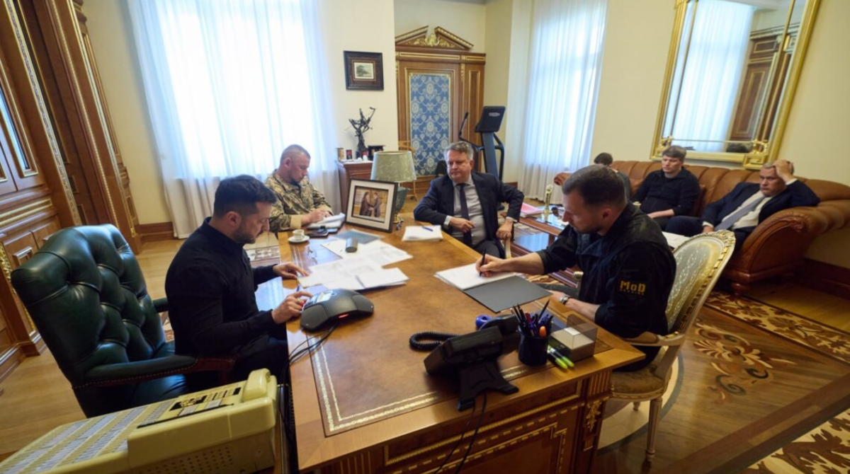 Фото до статті
