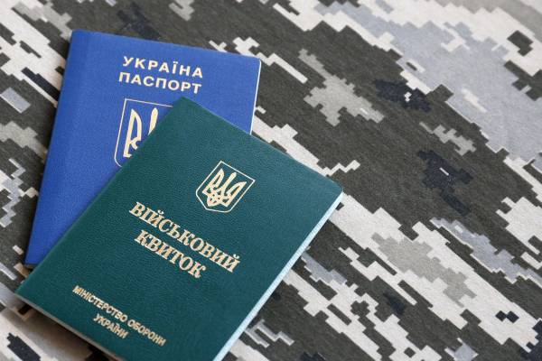 Українцям пояснили, як виїхати з країни та отримати захист в ЄС