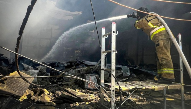 Рятувальники ліквідували пожежу у Броварському районі Київщини після атаки РФ