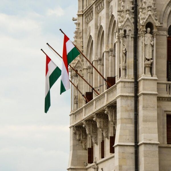 Угорщина визнала Росію загрозою, змінюючи курс політики Орбана