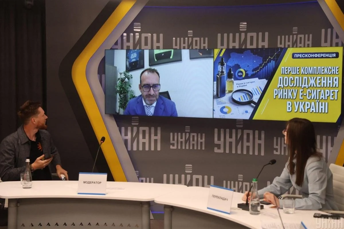 Фото На пресконференції в УНІАН представили результати дослідження ринку електронних сигарет 27 серпня 2026