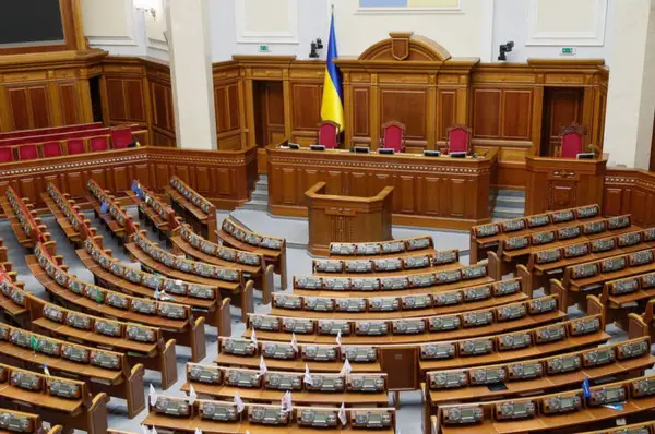 Рада схвалила закон про сервітути на приватній землі для військових…