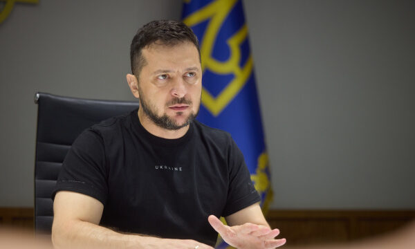 Зеленський окреслив кроки для посилення оборони на напрямках Слов’янська та Костянтинівки