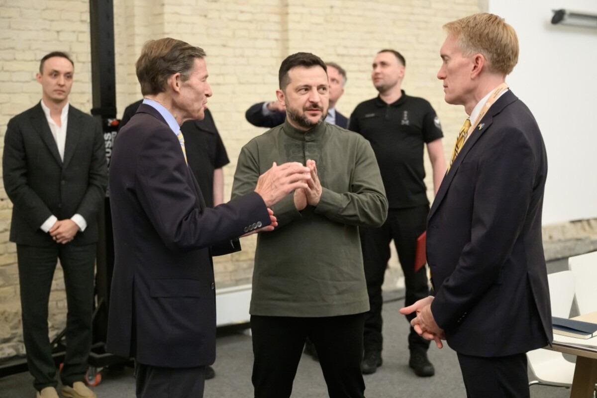 Палата представників планує розглянути санкції проти РФ у вересні, - сенатор США