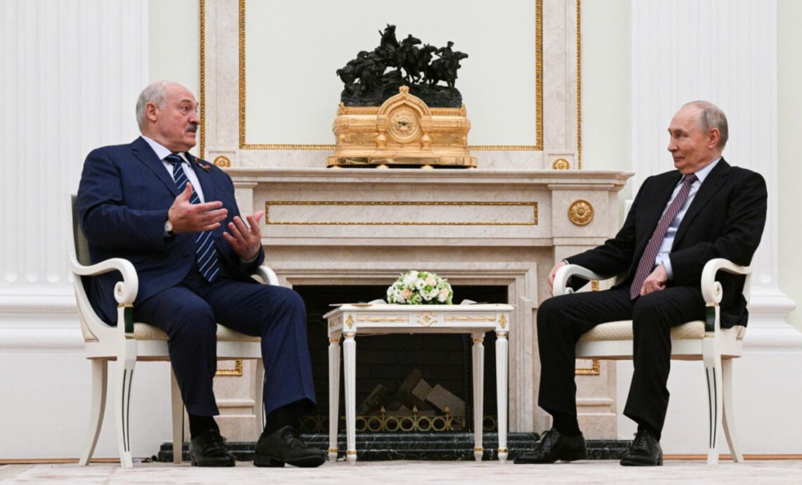 Прессекретар президента рф Дмитро Пєсков підтвердив інформацію про зустріч диктатора російської федерації володимира путіна із білоруським президентом Олександром Лукашенком.
