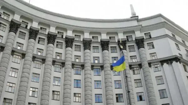 Кабмін продовжив термін перебування в Україні для іноземців та осіб без громадянства, які захищали країну.