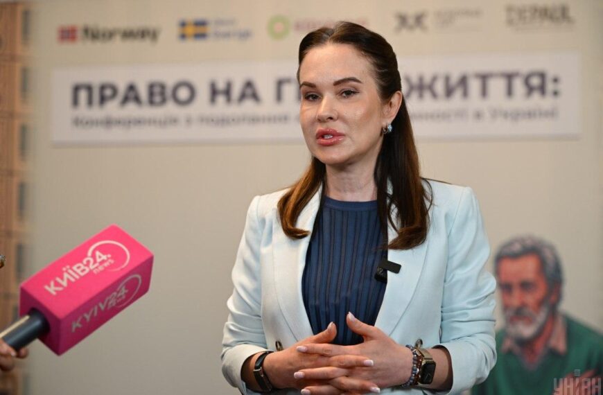 Зеленський звільнив Олену Мудру з посади заступниці керівника ОП