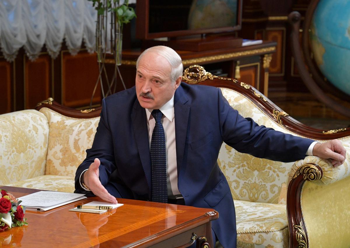 Лукашенко назвав білорусів 'росіянами зі знаком якості' та знайшов батьківщину слов’ян