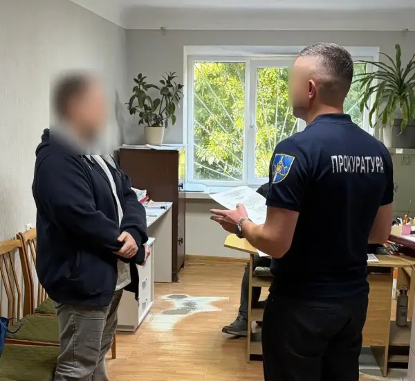 На Буковині трьох осіб заарештували за підозрою у чорній трансплантології, визначивши заставу 1,5 млн грн.