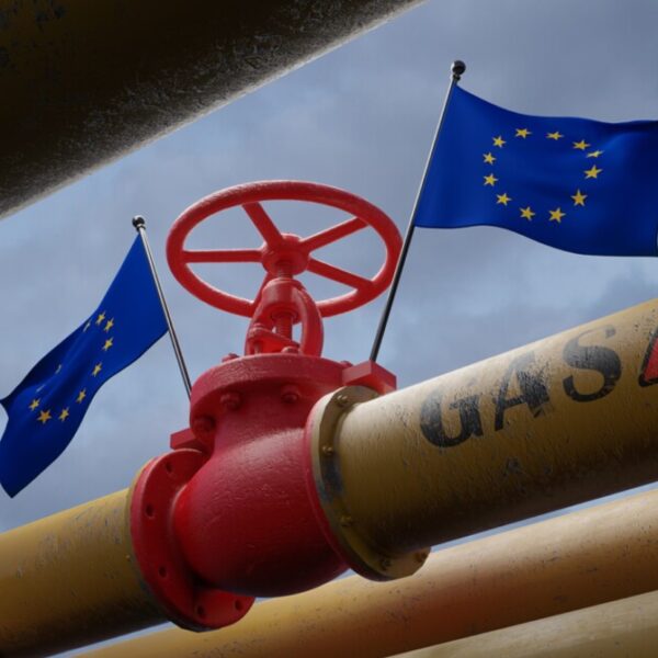 Європа входить у зиму з 13-річним мінімумом газу в сховищах, прогнозується сплеск цін