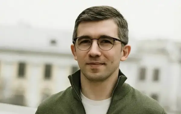 Німеччина скасувала ордер, Польща звільнила директора CEO Club Ukraine