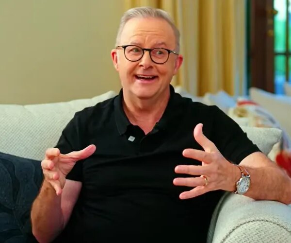 Тейлор вимагає вибачень від прем’єра Австралії за інцидент із динею перед Японією