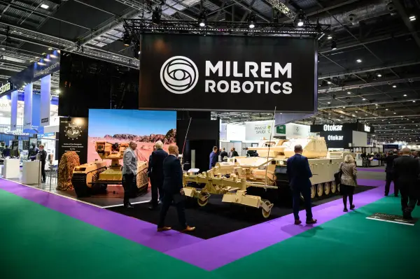 ЛОНДОН, АНГЛІЯ – 14 ВЕРЕСНЯ: Стенд Milrem Robotics на виставці DSEI (Defence and Security Equipment International) у виставковому центрі ExCeL 14 вересня 2021 року в Лондоні, Англія. Чотириденна виставка збирає понад 1000 виробників у галузі оборони, технологій та безпеки, які демонструють свої новітні розробки урядам та компаніям з питань безпеки з усього світу. (Фото Leon Neal/Getty Images)