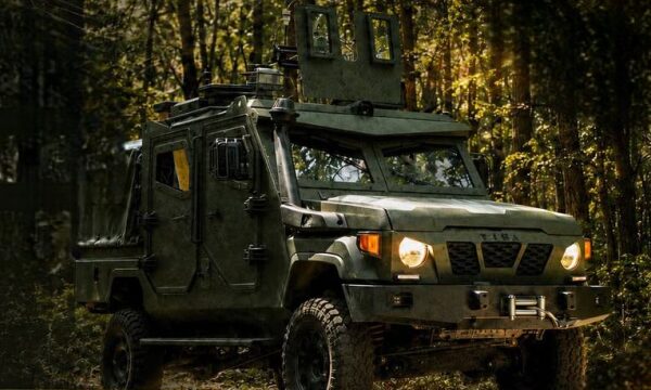 Нацгвардія випробувала новітній бронемобіль для радіаційної та хімічної розвідки