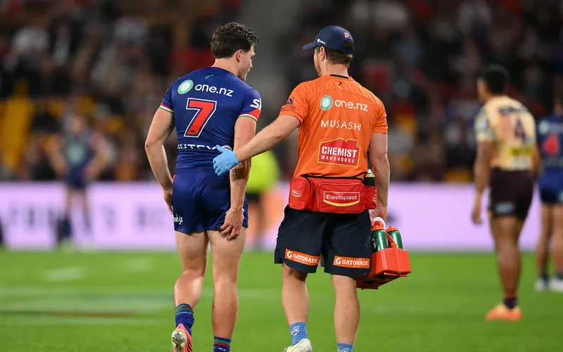 Luke Metcalf injury. Broncos v Warriors. NRL Rugby League. Suncorp Stadium, Brisbane. Australia, Saturday 15 August 2026. Photo: NRL Photos.