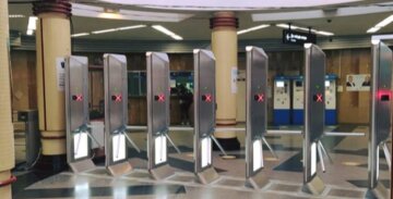 Турнікети в метро, фото: Київ Сіті