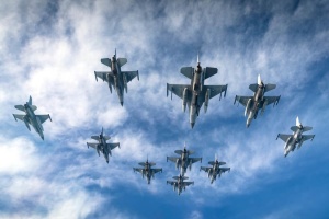 Винищувачі НАТО збили дрон в авіапросторі Латвії