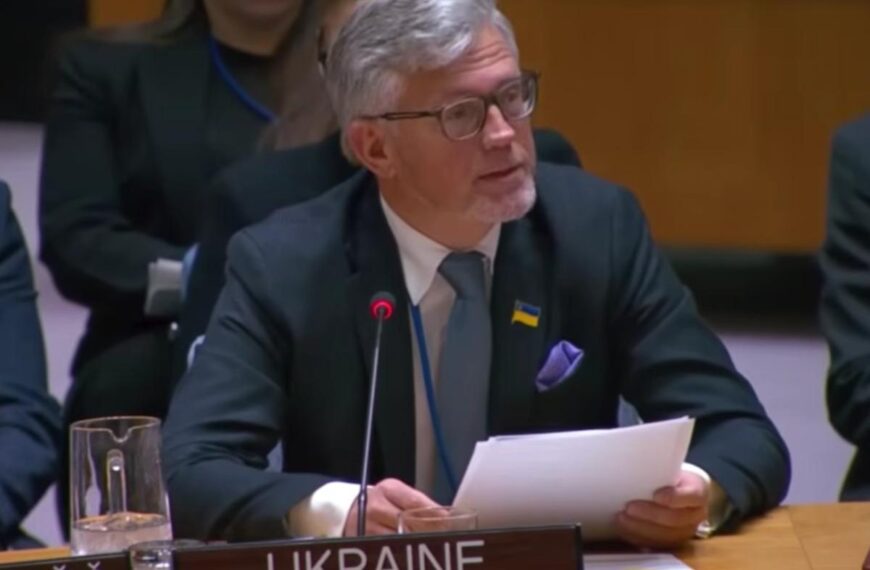 Мельник закликав росіян виїхати з росії, поки є така можливість