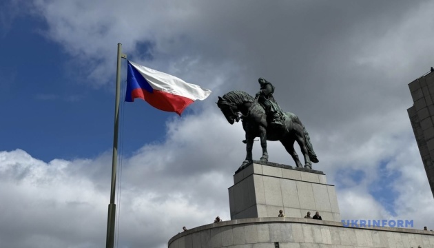 Чеські сенатори прокоментували рішення ЄС обмежити надання притулку українським чоловікам