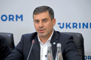 Дзвінки полонених рідним: Лубінець каже, що РФ поки не погодилась на пропозицію України