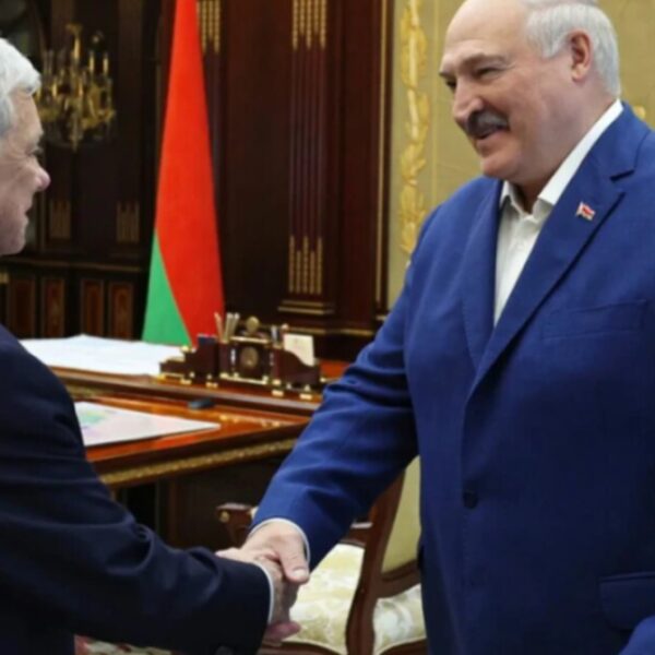 Посланець Трампа: як горілка та жарти допомогли знайти спільну мову з Лукашенком