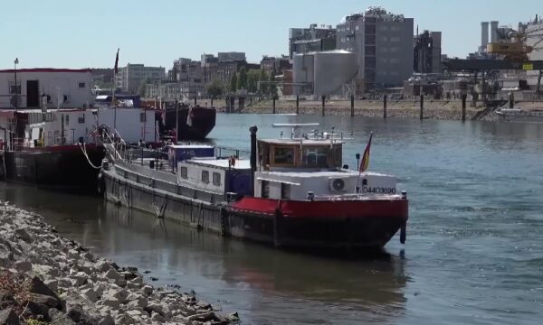 Рейн у Німеччині опустився до історичного мінімуму