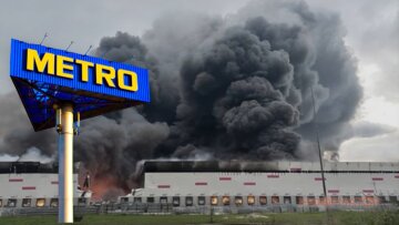 Metro попередила про перебої з товарами після удару РФ по складу