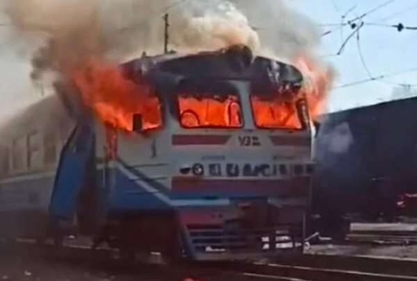 Російський дрон атакував потяг на Харківщині: одна людина загинула, постраждало дитя