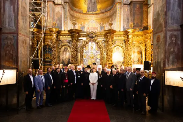 Молитва за мир та завершення війни прозвучала у Софійському соборі