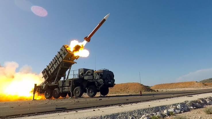 Запаси ракет Patriot у Європі досягли критично низького рівня через перекидання боєприпасів на Близький Схід.