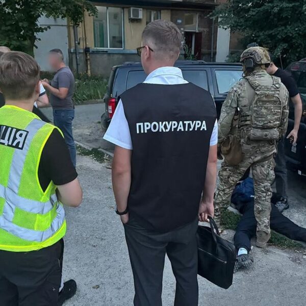 Провал двох схем переправлення чоловіків за кордон: 6300 і 4000 доларів за виїзд