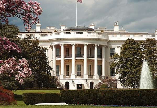 Трамп залучив до таємних переговорів з Кремлем чиновника з технічного відділу Білого дому