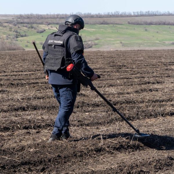 Бюджет надасть громадам кошти на гуманітарні потреби та розмінування