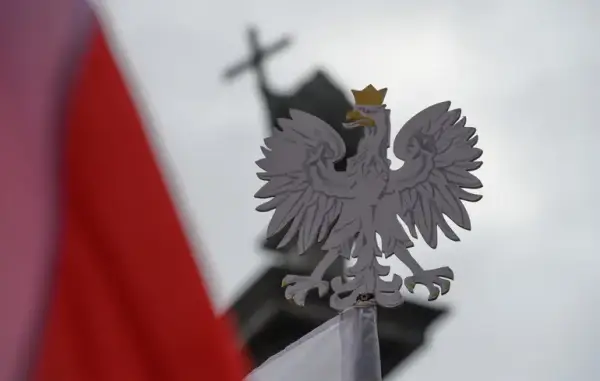 Польська поліція розшукує чоловіка та жінку, які напали на дітей…