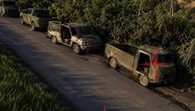Бійці «Азову» показали удар по російській колоні майже за 20 кілометрів від фронту