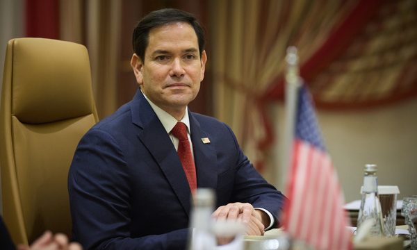 США анулювали 600 віз для боротьби з «пологовим туризмом»