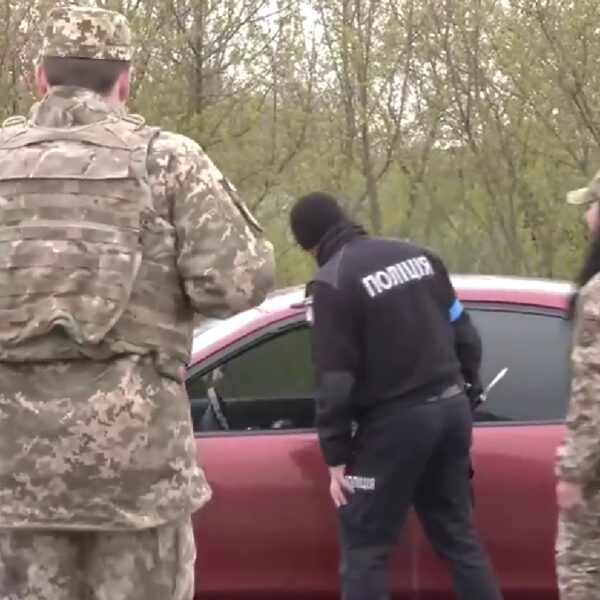 Податкова передасть Міноборони дані українських чоловіків