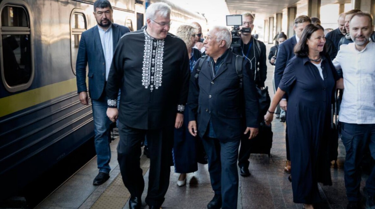 Фото до статті